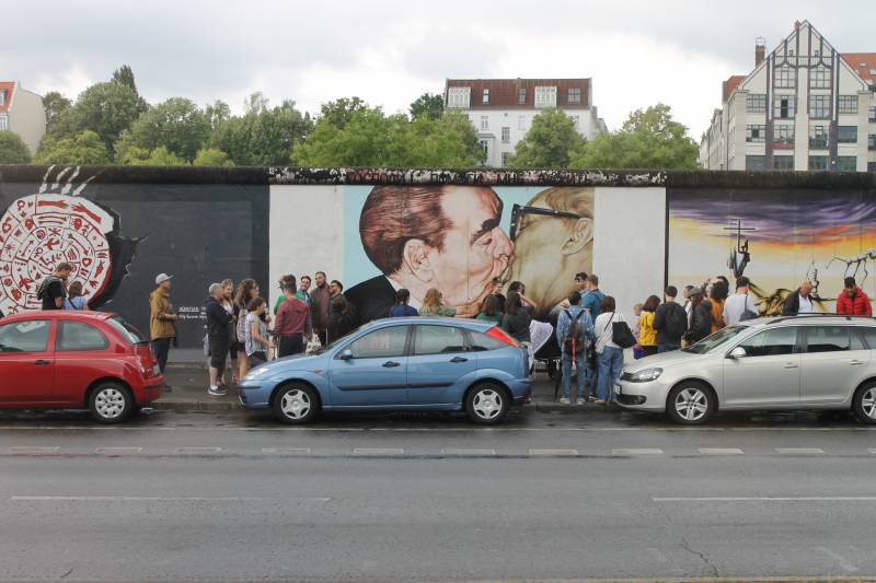 Без «измов». Сколько людей, столько и теорий Без «измов». Сколько людей, столько и теорий история