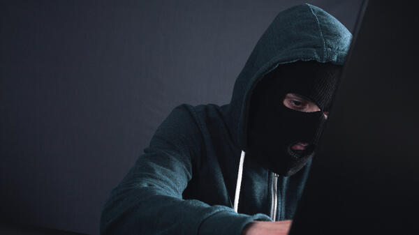 Как распознать сомнительную сделку по продаже авто — мошенники рядом - похожая новость на Toplenta