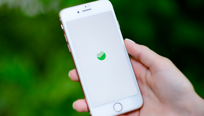 Не банк, а IT-корпорация: Зачем Грефу «умная» колонка от Сбербанка россия