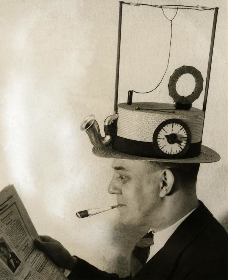 12. Портативное радио в соломенной шляпе, 1931 год. архив, война, история, тайна, факты, фото