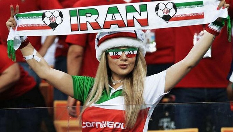 Девушки из Ирана без паранджи на ЧМ 2018 болельщицы, девушки, факты, футбол