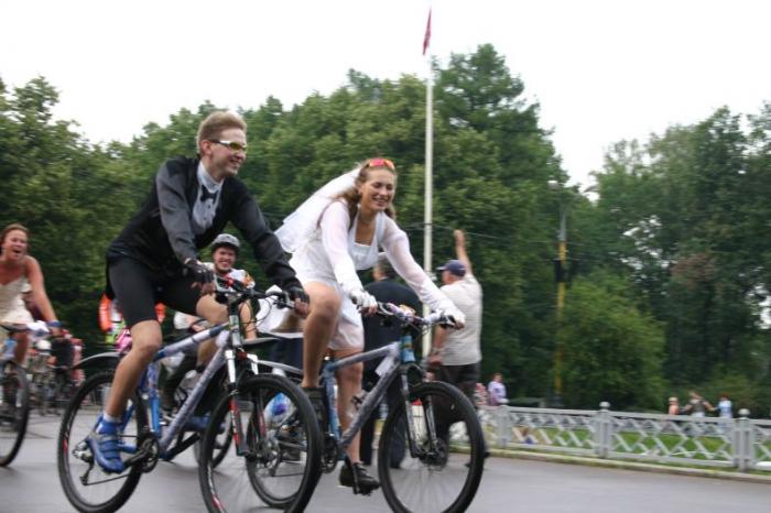 Веселый способ отпраздновать свадьбу, смотрим 