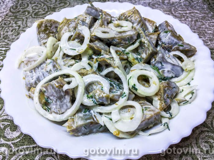 Салат из соленых груздей с луком и сметаной кулинария,салаты