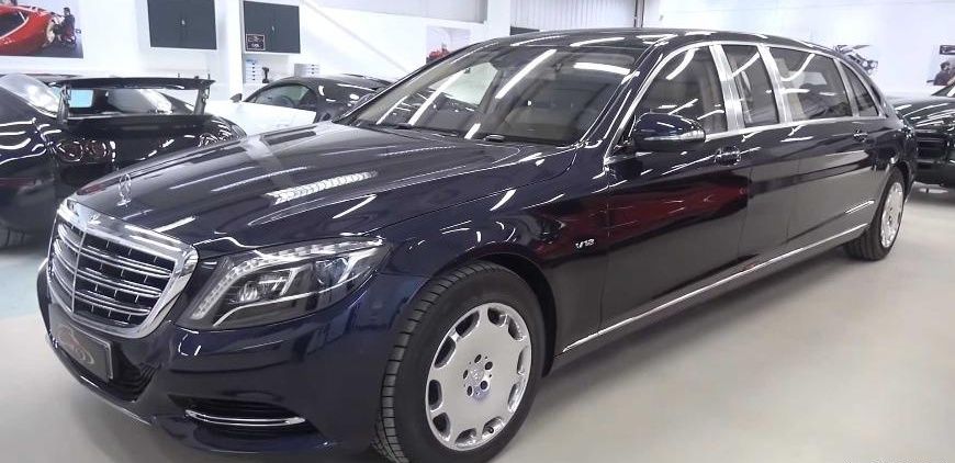 Мойщик в Москве угнал Майбах, который ему доверили. Но далеко не уехал