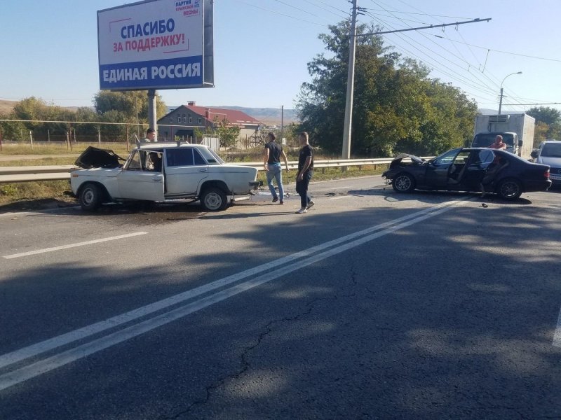 Авария дня - водитель уснул за рулем под Симферополем аварии,автомобиль