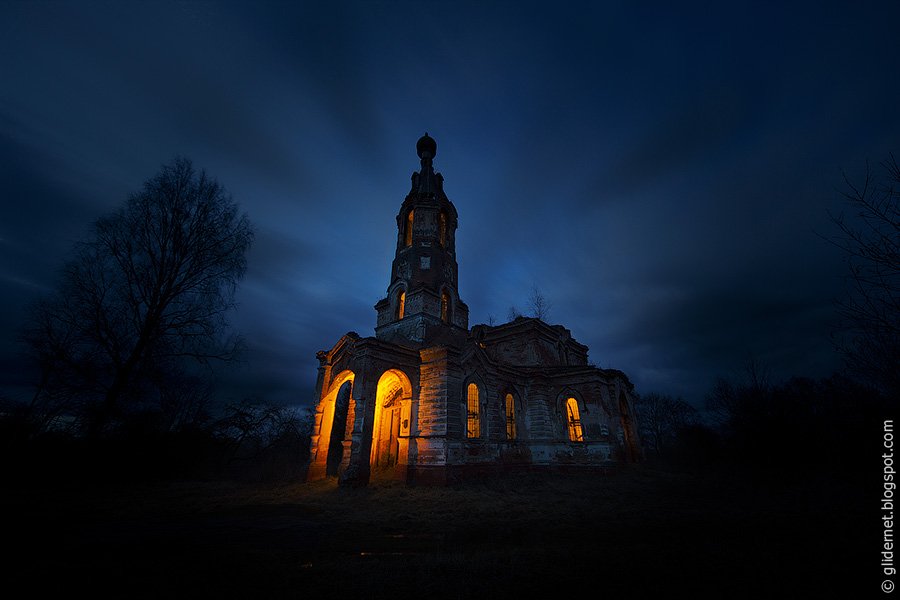 Слободка. Руины церкви святого Николая