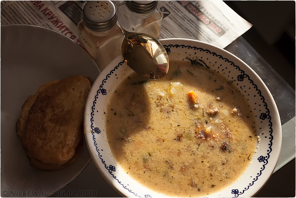 Сырный суп с фаршем, грибами, яйцом и молоком... первые блюда,супы