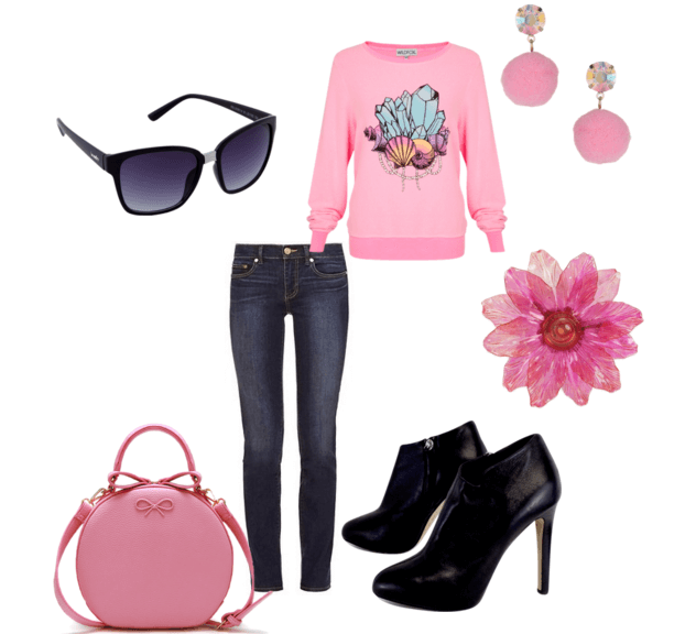 Тёмно-синие джинсы, розовый джемпер, ботильоны, круглая сумочка, очки, серьги, заколка для волос