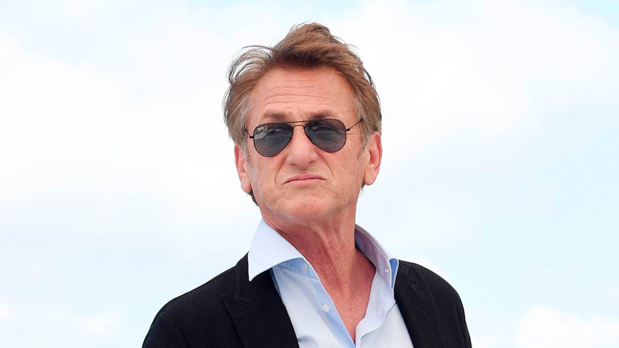 Актер Шон Пенн начал засекреченные съемки документального фильма на Украине