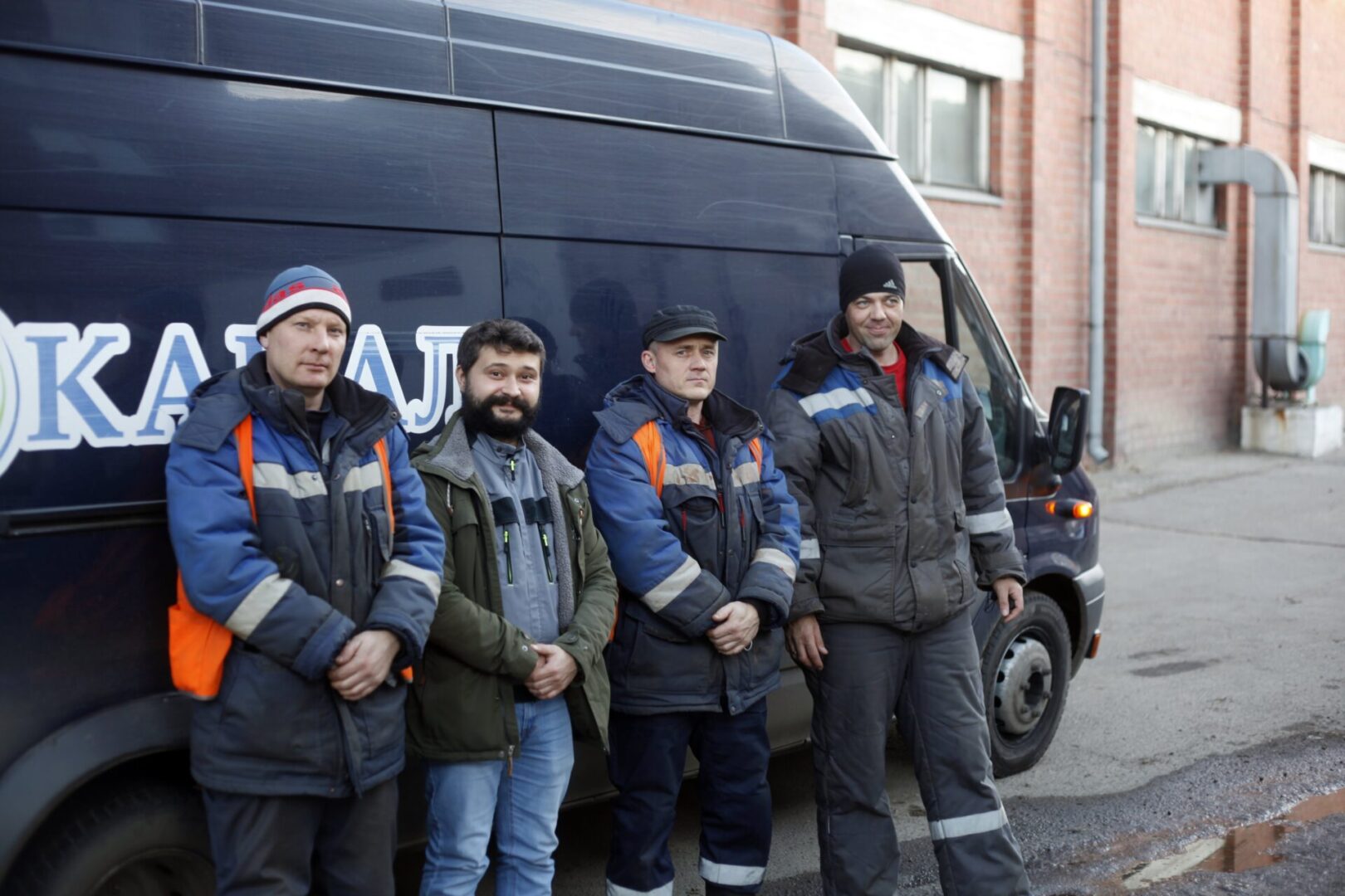 Водоканал иркутск адрес. МУП Водоканал Иркутск. Работники водоканала. Директор Иркутского водоканала. Персонал водоканала Иркутск.