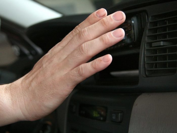 Как самостоятельно почистить кондиционер в машине своими руками,сделай сам,чистка кондиционера