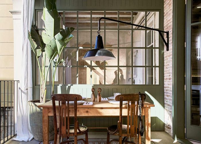 Очаровательная современная квартира с винтажными фактурными акцентами винтаж