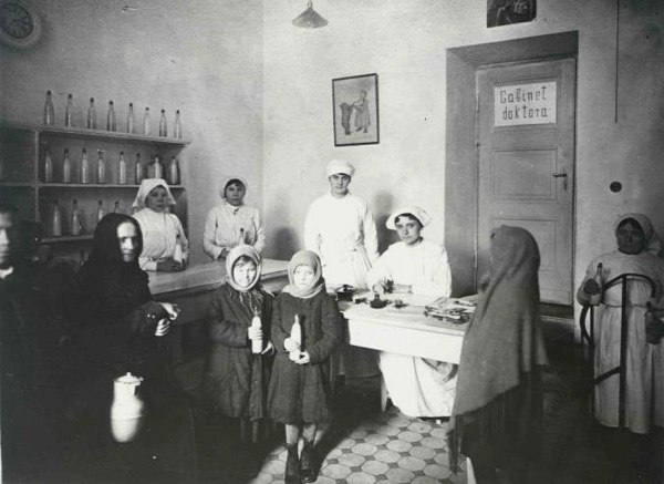 МОЛОЧНАЯ КУХНЯ в СССР МОЛОЧНАЯ КУХНЯ в СССР