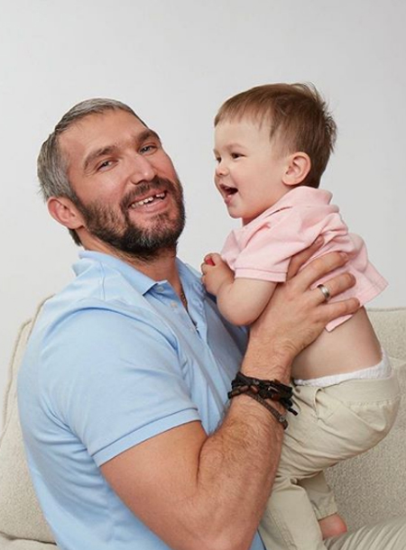 Кейт Миддлтон, Виктория Бекхэм, Наталья Водянова и другие поздравили с Днем отца своих пап и мужей Кейт Миддлтон, Виктория Бекхэм, Наталья Водянова и другие поздравили с Днем отца своих пап и мужей Звезды,Новости о звездах