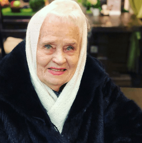 Ирина Алфёрова показала 97-летнюю маму 