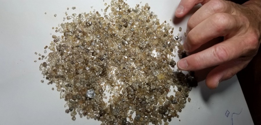 Вулканические алмазы открыли древние тайны Земли природа,экология