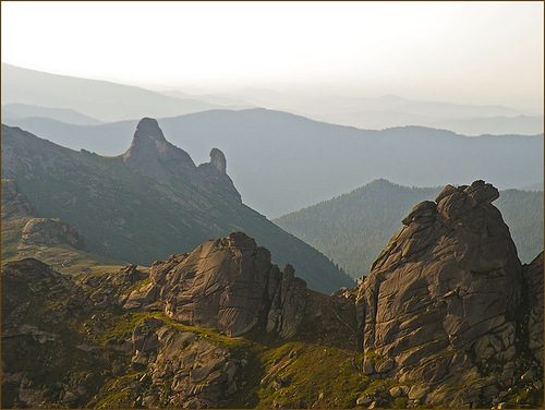 Ергаки: сказочная страна чудес озеро, камень, Висячий, скалы, Мечты, озёра, водопады, Озеро, Художников, Горных, здесь, Парабола, фотографов, нужно, Лазурное, Духов, Узнать, Причудливые, можно, долины