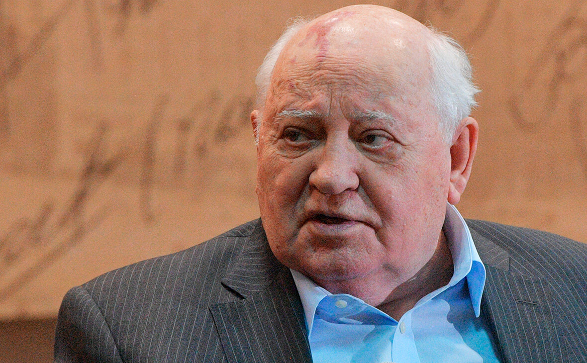 «Покушение или хулиганство» - историки рассказали про тайну самого странного покушения на Горбачева