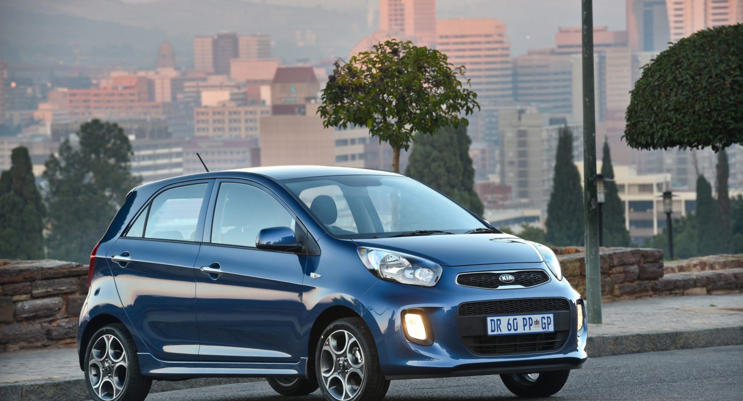 На сколько отличается расход топлива с кондиционером и открытыми окнами