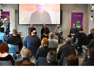 За правду? - не верю!