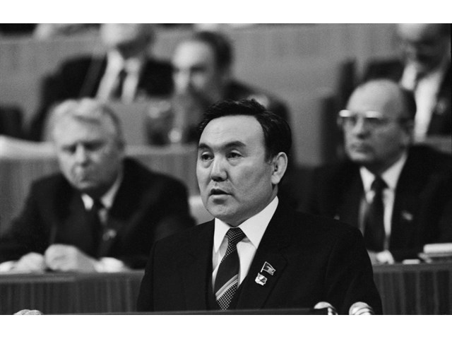 Алма-Ата-1986: Кто стоял за беспорядками в Казахстане на заре распада СССР Алма-Ата-1986: Кто стоял за беспорядками в Казахстане на заре распада СССР история