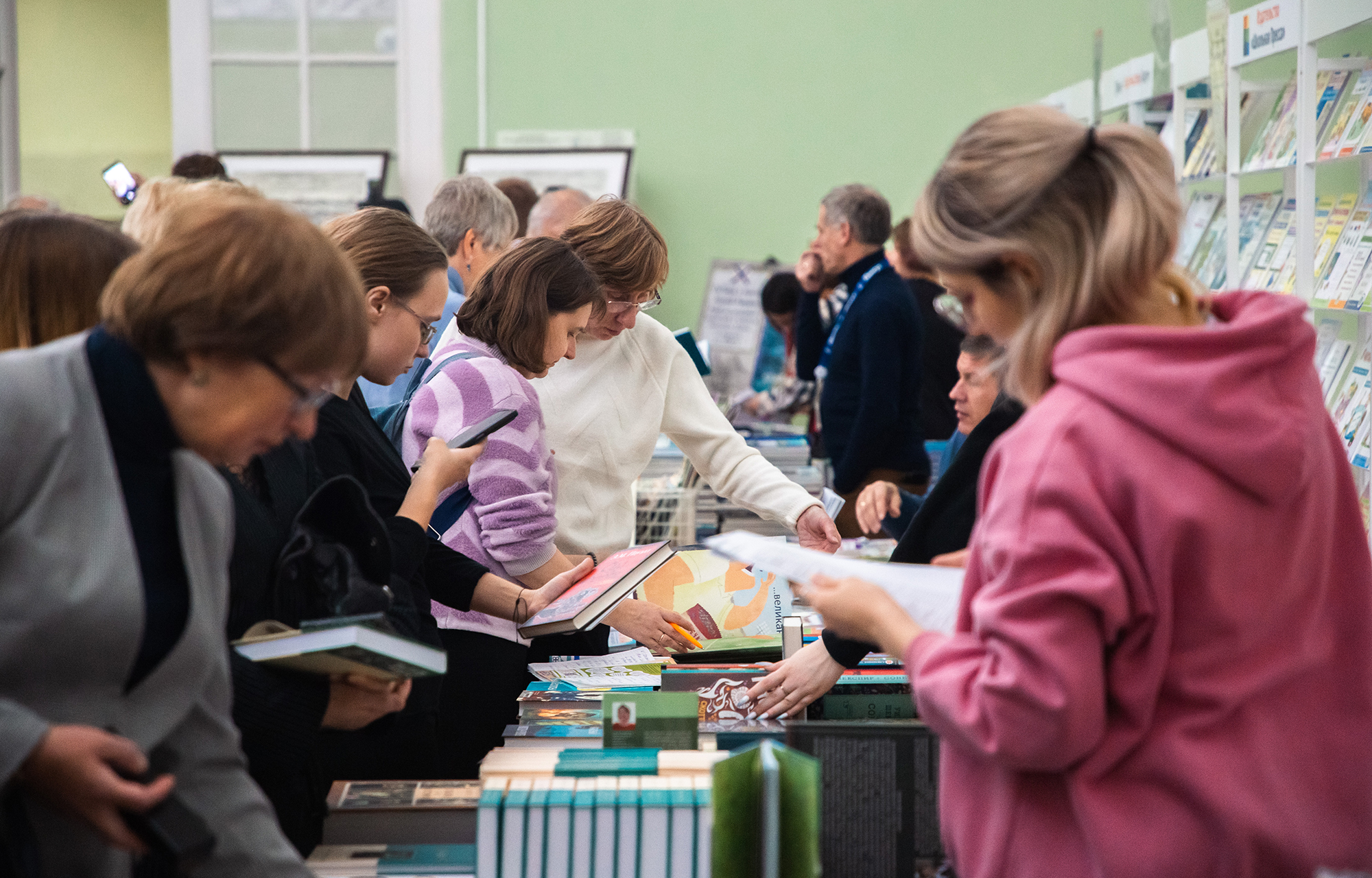В Твери начал работу Межрегиональный книжный фестиваль «Тверской переплёт»