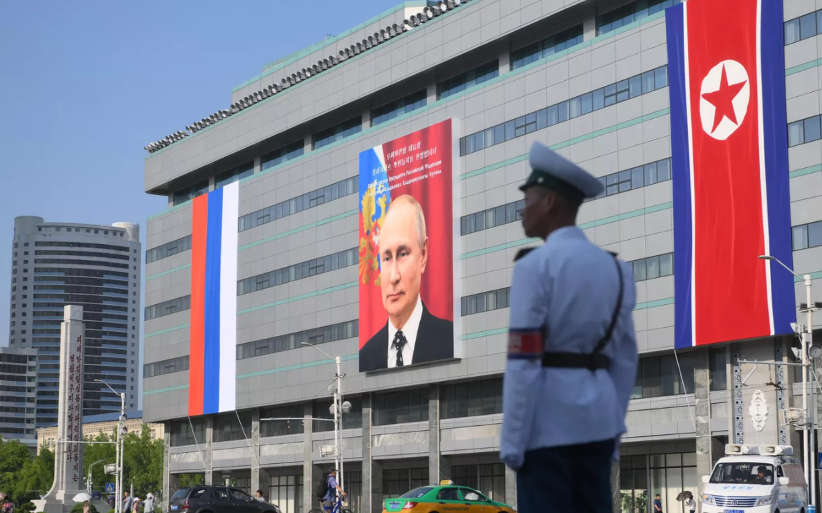 Визит Владимира Путина в Северную Корею можно без лишнего пафоса назвать триумфальным.-7