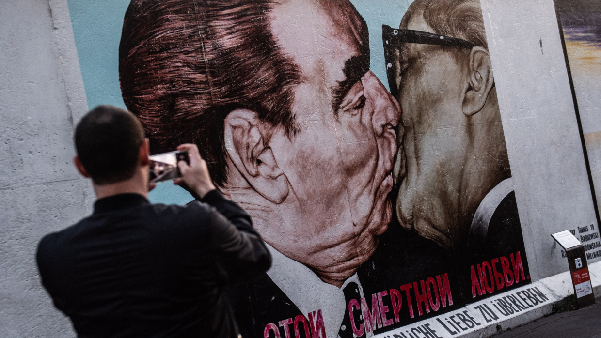 30-летие объединения Германии: Гаспарян назвал главных проигравших геополитика