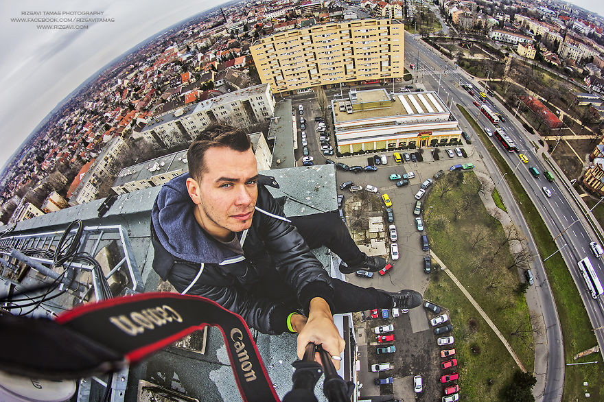 Рискуя собственной жизнью, мужчина делает потрясающие фотографии Будапешта