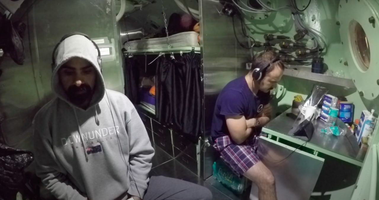 Как люди живут на дне океана оружие