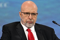 Дмитрий Саймс