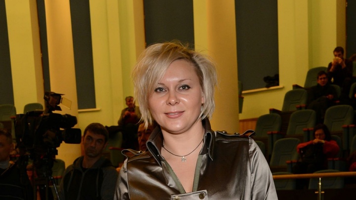 Методичка побега от актрисы Трояновой: Получила миллионы и - во Францию