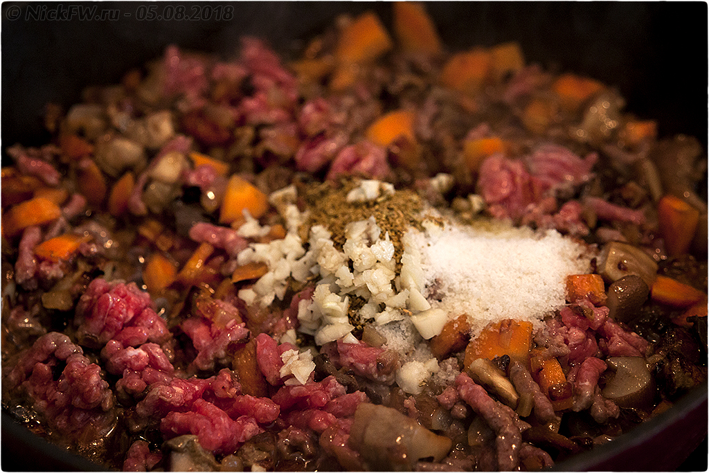 6. Сырный суп с фаршем грибами яйцом и молоком - © NickFW.ru