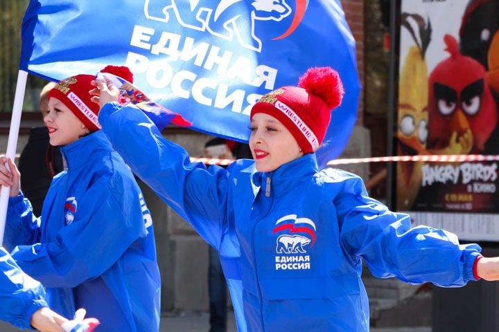 Самовыдвиженцы, разгромно победившие единороссов на Алтае, стали сторонниками партии Самовыдвиженцы, разгромно победившие единороссов на Алтае, стали сторонниками партии россия