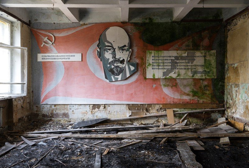 Плакаты СССР на стенах: послания из прошлого, дожившие до наших дней СССР, город, история, плакаты, россия, эстетика, юмор