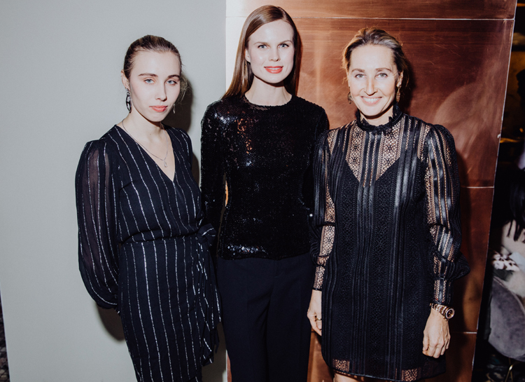 Светлана Бондарчук с мужем Сергеем Харченко, Никита Пресняков с женой Аленой и другие на открытии бутика в Москве Звезды,Новости о звездах