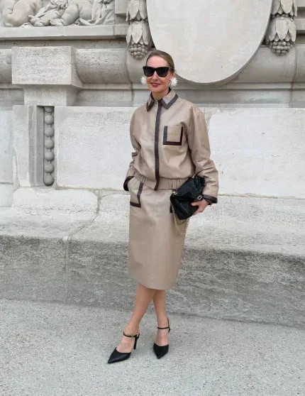 Неделя моды в Париже: Марго Робби (с каре), Кайли Миноуг, Лили-Роуз Депп и Ольга Карпуть среди гостей, российские модели — на подиуме на показе Chanel Chanel, показе, осеньзима, Кайли, Париже, Миллер, Евсеева, Берзения, Images, Уинфри, ЛилиРоуз, подиум, Миноуг, Марго, новой, Робби, нулевых, 2026Адица, 2026Вика, Консани