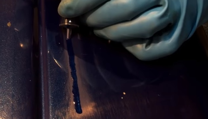 Как устранить глубокую царапину на кузове без полного его перекрашивания Марки и модели,полезные советы,ремонт автомобилей