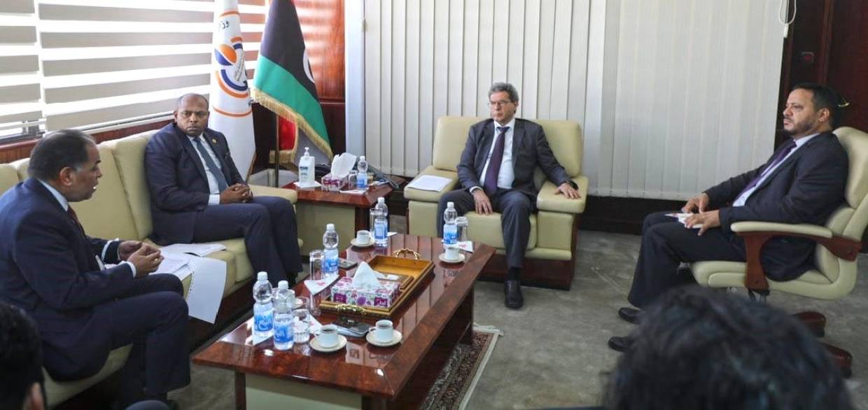 Французская компания Total готова инвестировать в нефтегазовый сектор Ливии