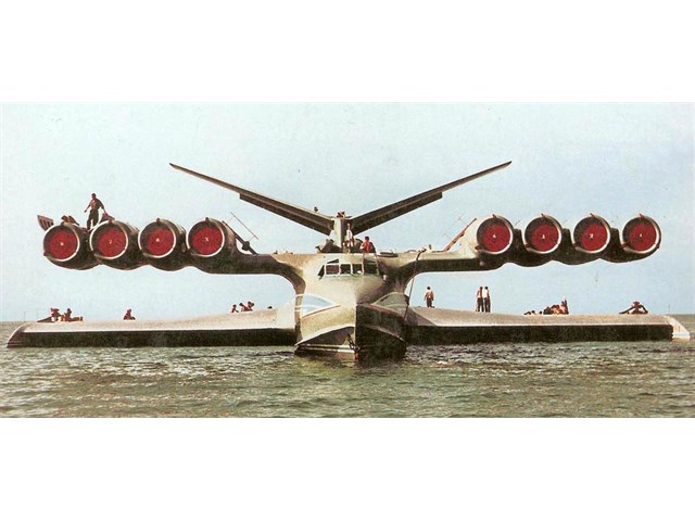 Коммунистический монстр Коммунистический монстр оружие