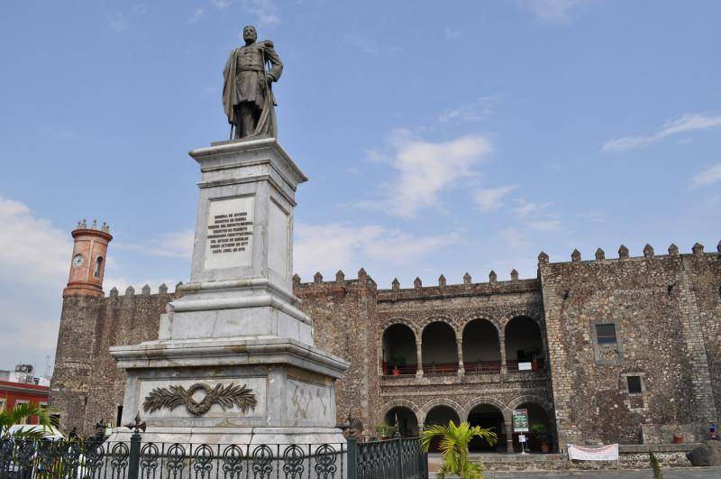 Эрнан Кортес и королевство кровавого ужаса история