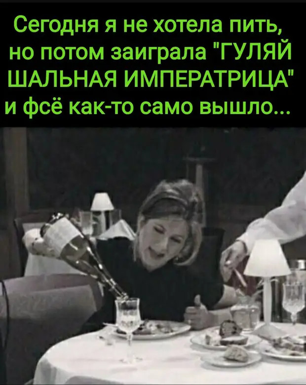 - Что общего у таксиста и спортивного комментатора? - Оба сидят в кабине и кроют всех вокруг