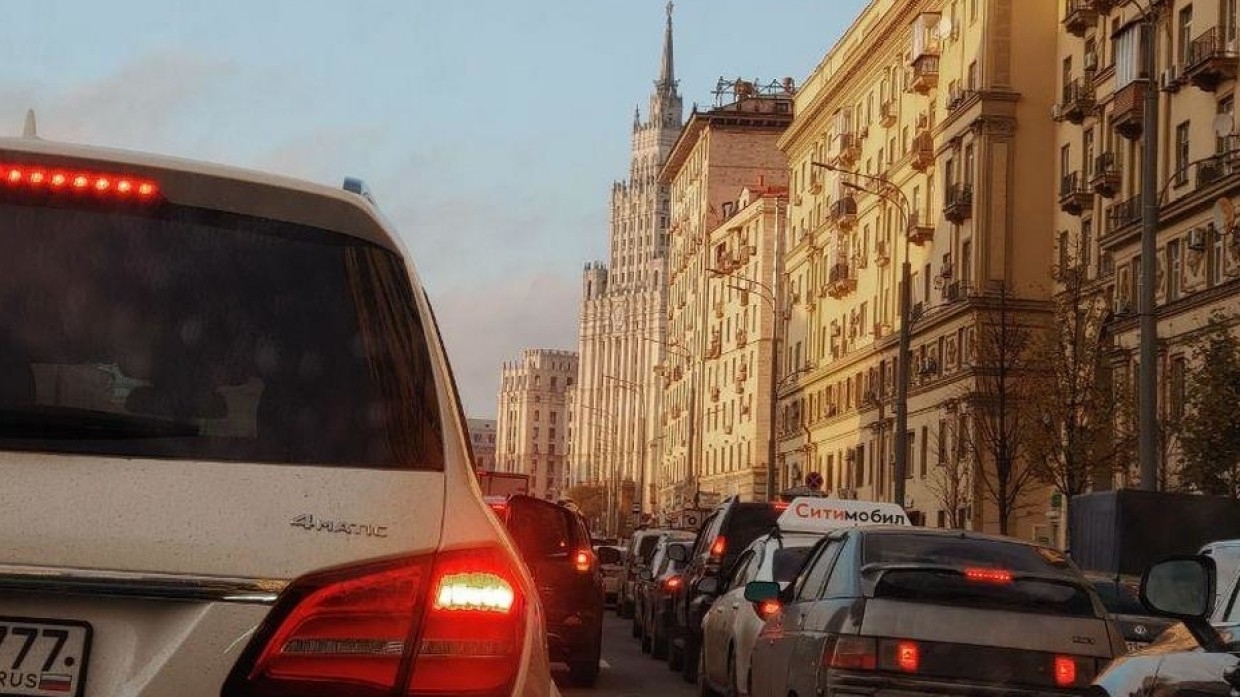 Собянин заявил об отсутствии планов делать платным въезд в центр Москвы