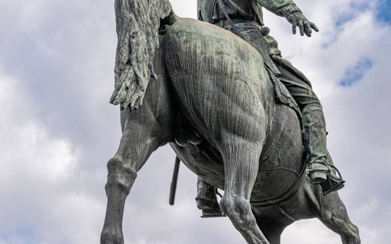 Про памятник Котовскому в Кишинёве и не только история