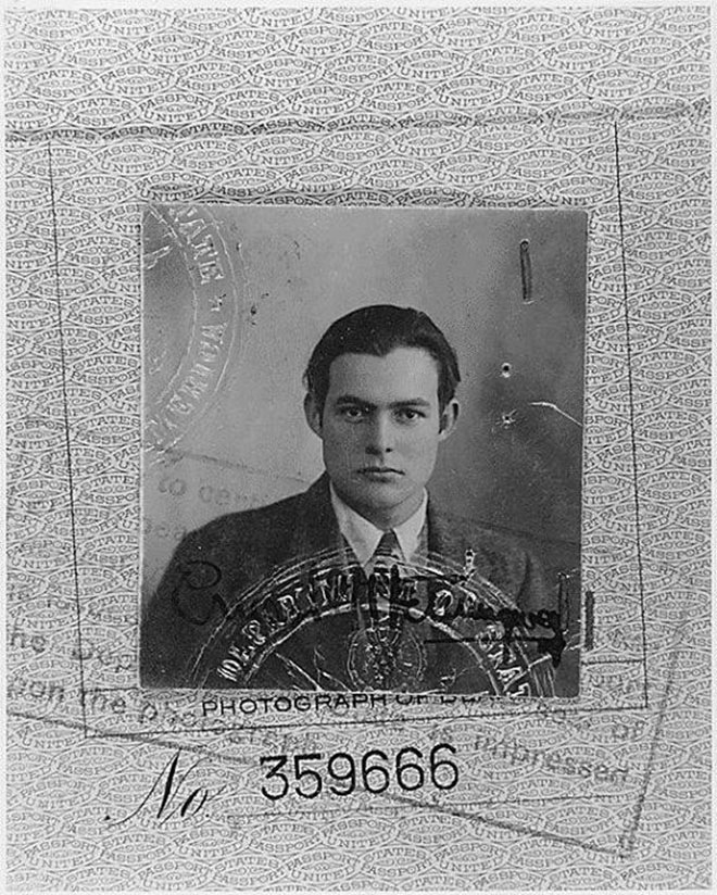 Фото Хемингуэя на паспорт в 1923 году