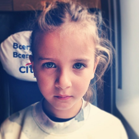 Иван Ургант показал фото своей повзрослевшей дочери Нины Дети,Дети знаменитостей