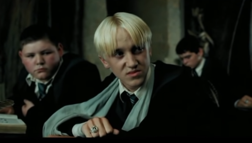 Первому «Гарри Поттеру» 20 лет: ФАН вспоминает удивительные факты о мире магии Шоу-бизнес