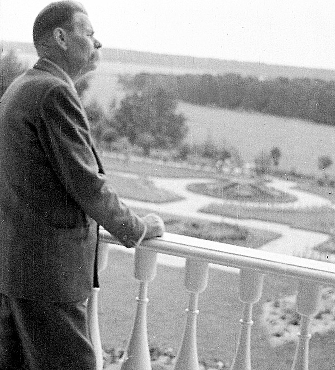 Пенсии хватает, чтобы все оплатить: вдова Бориса Ельцина живет во дворце с кучей прислуги и садовником. Пенсии хватает, чтобы все оплатить: вдова Бориса Ельцина живет во дворце с кучей прислуги и садовником. Ельцина, которая, Наина, Иосифовна, женщина, Горького, четыре, стала, жизни, живет, Бориса, Никто, страны, Татьяна, трудовой, находится, «Указе, материальном, news163comВ, индексацией