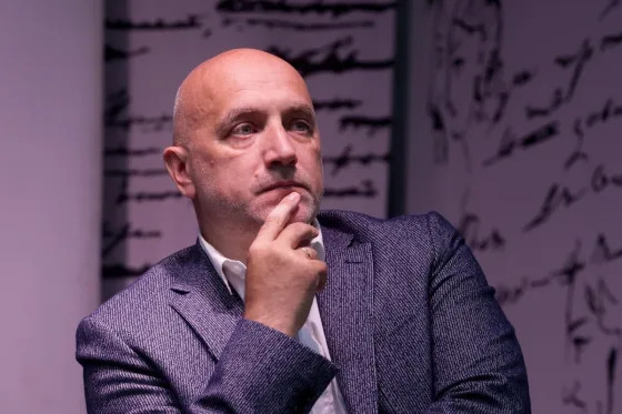 у Прилепина вспоминают первого главу ДНР Захарченко
