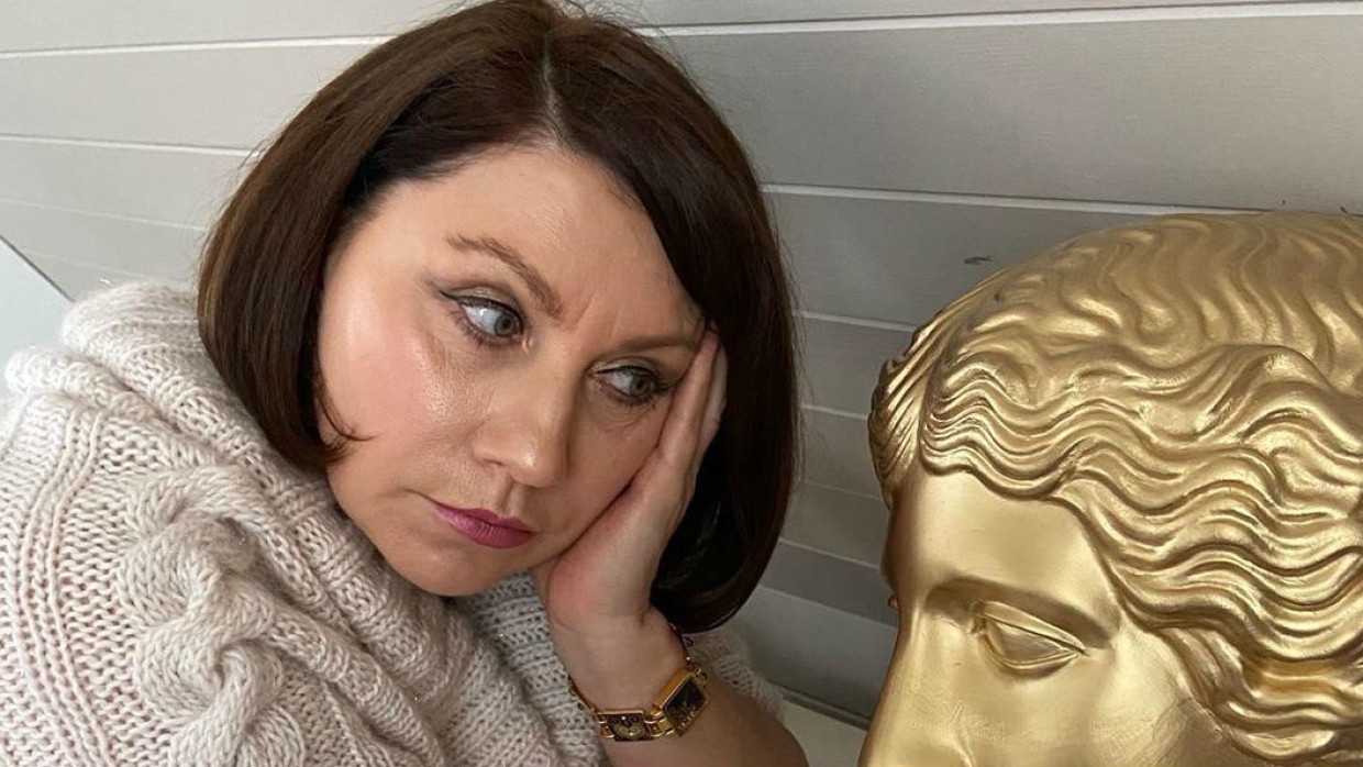 Кто из звезд верит гадалкам и астрологам Кто из звезд верит гадалкам и астрологам Шоу-бизнес